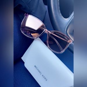 MICHAEL KORS Sunglasses